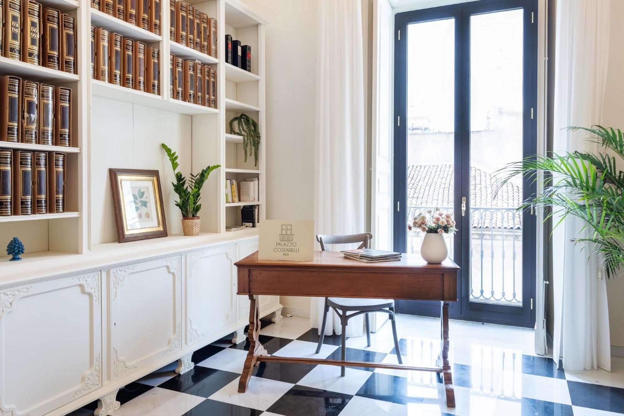 Palazzo Costarelli - Bed And Breakfast Catania Ngoại thất bức ảnh